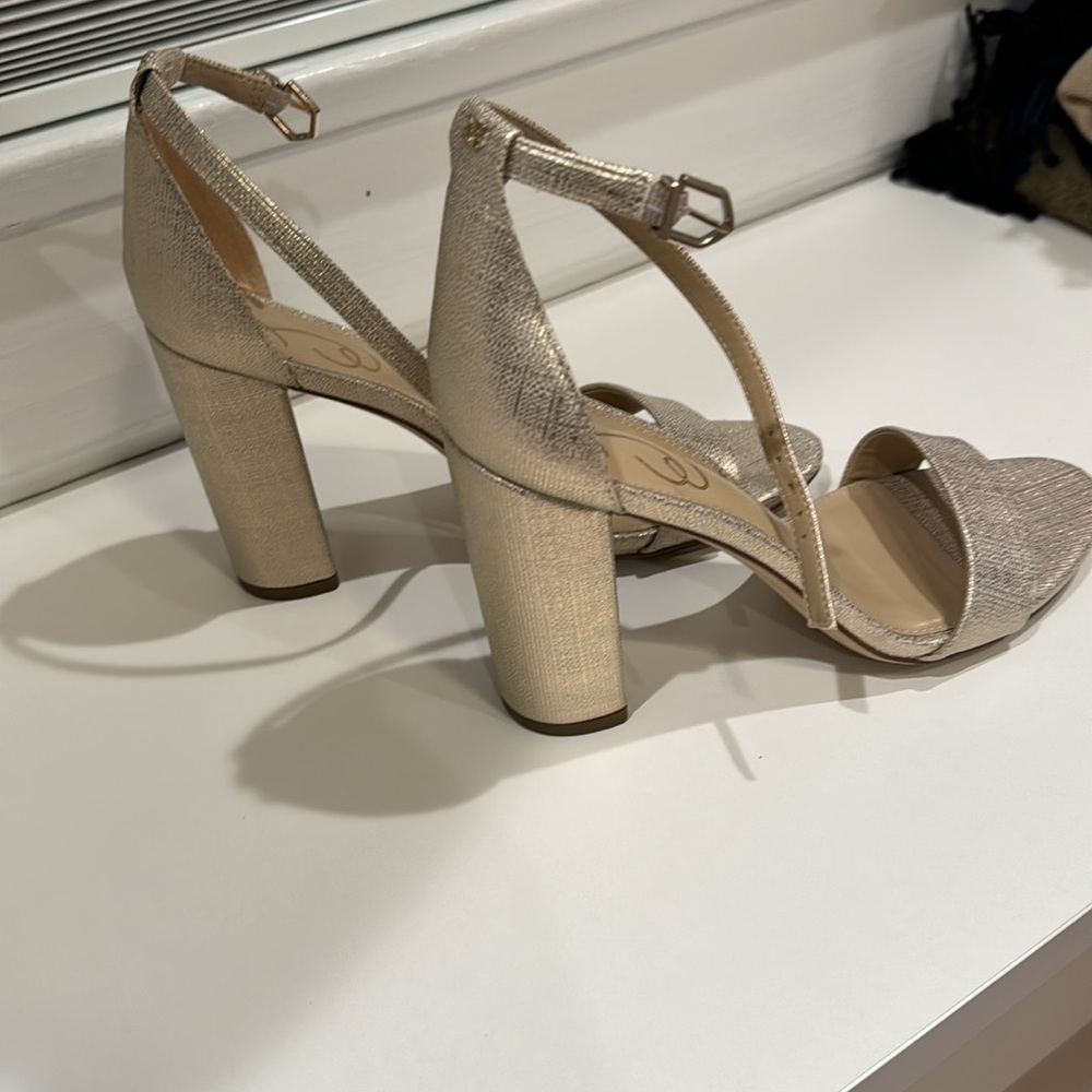 Sam Edelman sparkling gold sandals - Picture 2 of 8